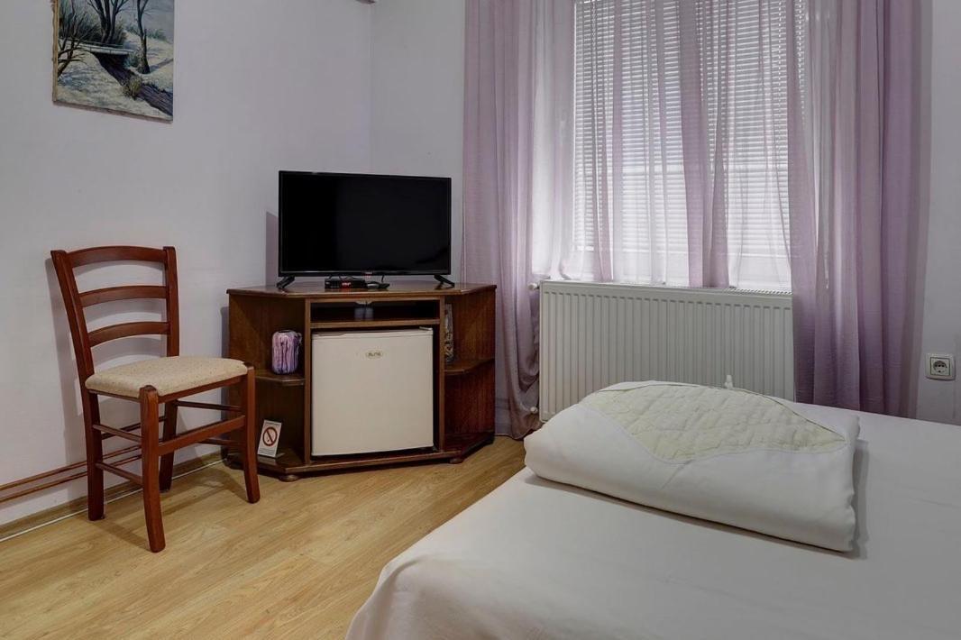 Hotel Perla Ldm Leskovac Leskovac  Bagian luar foto